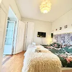 Frank's House & Happy Downtown Apartman Lisboa
