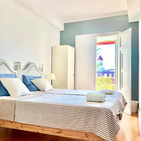 Frank's House & Happy Downtown *