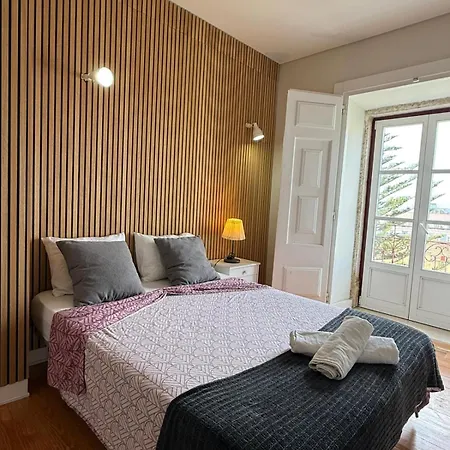 Frank's House & Happy Downtown Apartman