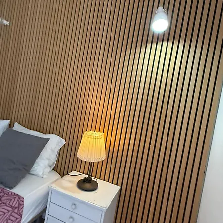 Frank's House & Happy Downtown Apartman *