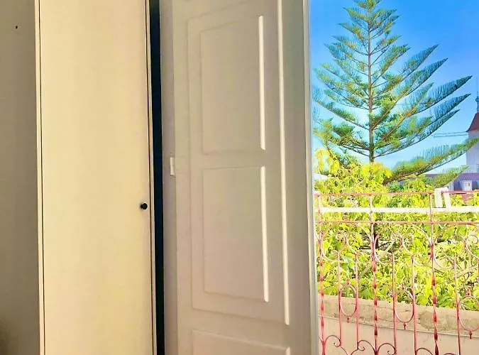 Апартаменты Frank's House & Happy Downtown *