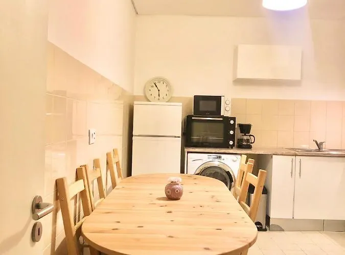 Frank's House & Happy Downtown Апартаменты Лиссабон