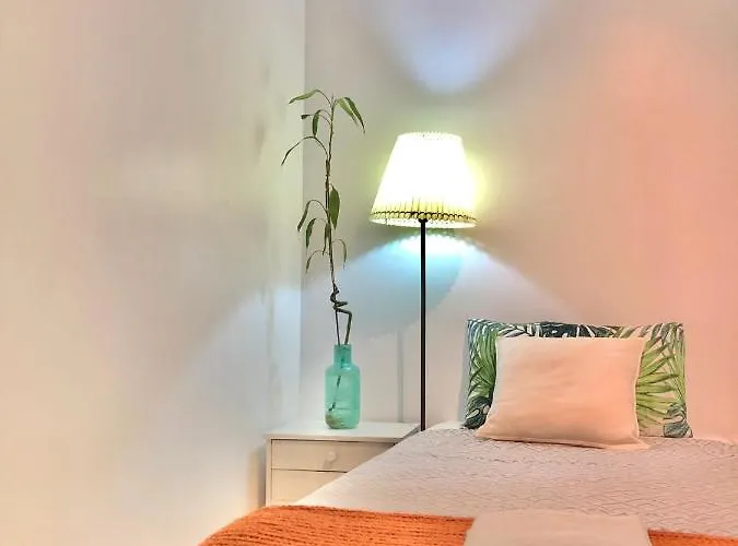 Frank's House & Happy Downtown