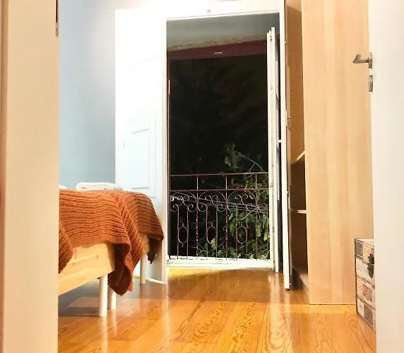 Апартаменты Frank's House & Happy Downtown *