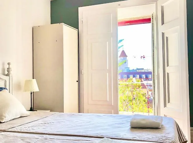 Frank's House & Happy Downtown Апартаменты Лиссабон