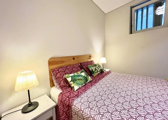 Frank's House & Happy Downtown Апартаменты *