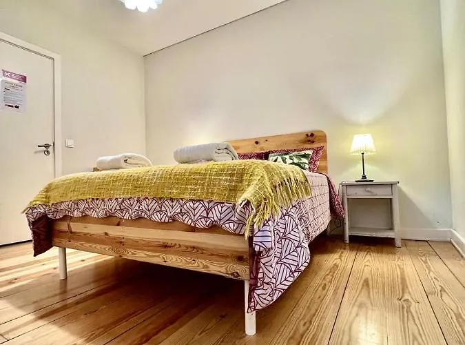 Frank's House & Happy Downtown Апартаменты