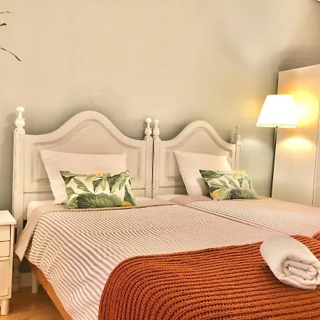 Frank's House & Happy Downtown リスボン