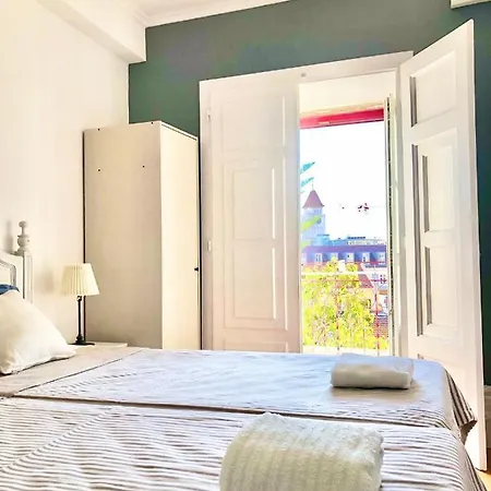 Frank's House & Happy Downtown アパート リスボン