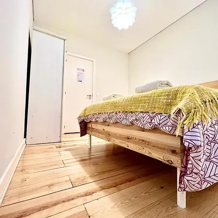 Frank's House & Happy Downtown アパート リスボン